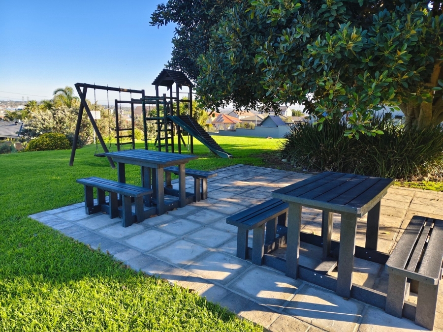 To Let 3 Bedroom Property for Rent in Protea Heights Western Cape